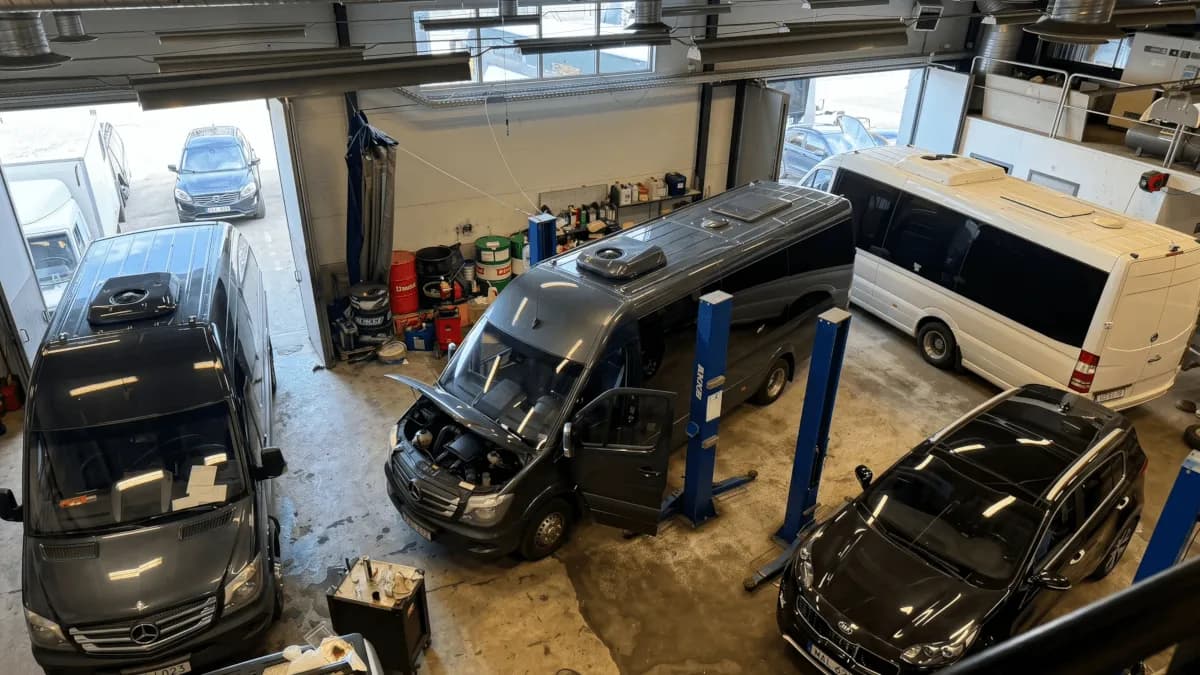 Däckverkstad med däck hos Expert Verkstad i Järfälla
