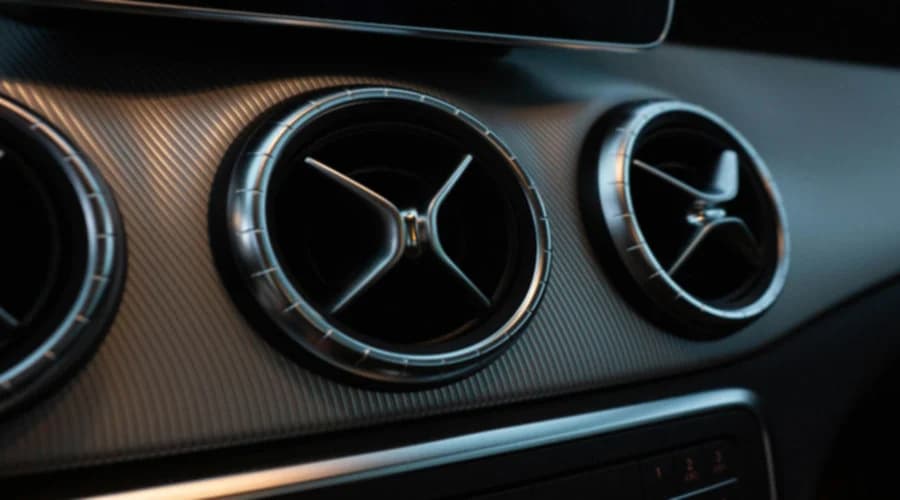 AC-service och påfyllning av köldmedium i Järfälla